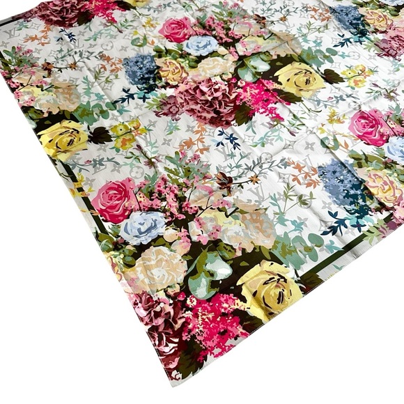 Louis Vuitton Floral Multicolor Monogram Square Bandana Scarf - Picture 6 of 12